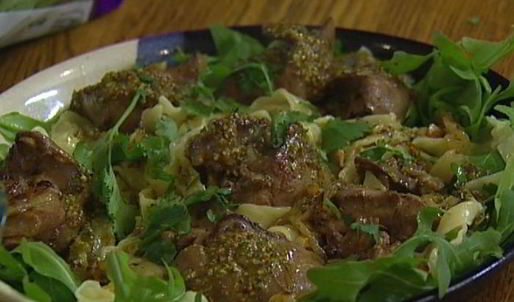 салат с куриной печенью