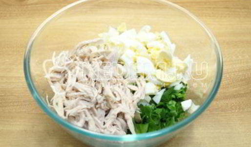 салат с курицей и огурцом