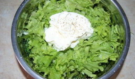 салат с отварной красной рыбой