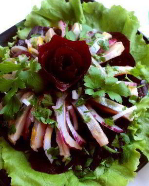 Салат с сельдью под апельсиновым соусом