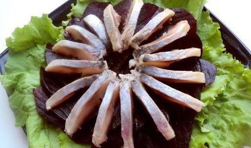 салат с сельдью под апельсиновым соусом