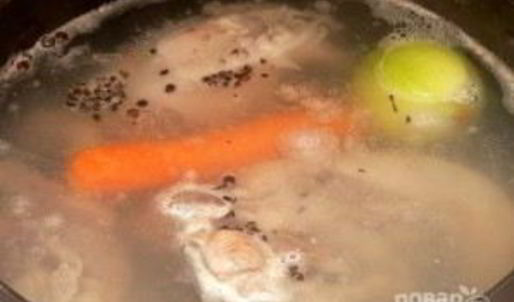 салат с языком и огурцом