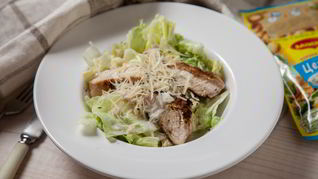 Салат цезарь