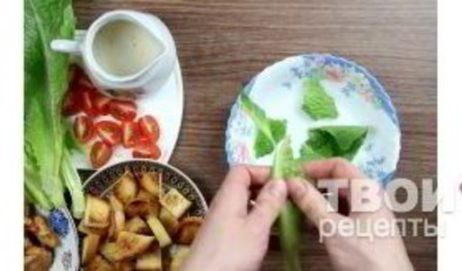 салат цезарь классический с курицей