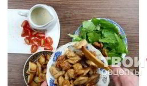 салат цезарь классический с курицей