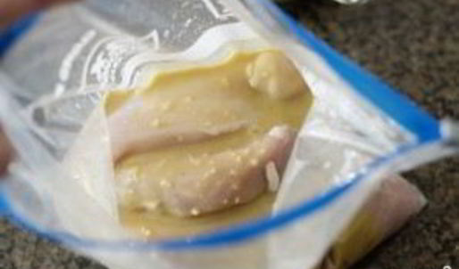 салат цезарь легкий