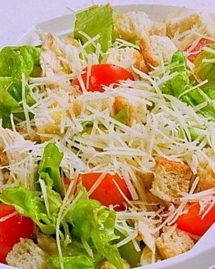 Рецепт салата цезарь с курицей с помидорами