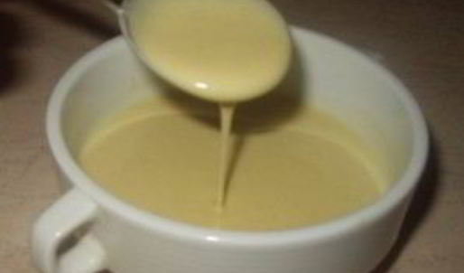 салат цезарь с курицей с помидорами