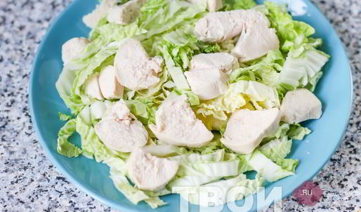 салат цезарь с пекинской капустой