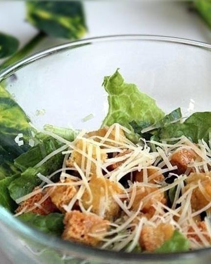 Рецепт цезаря без курицы с сухариками