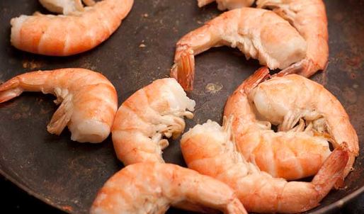 цезарь с креветками