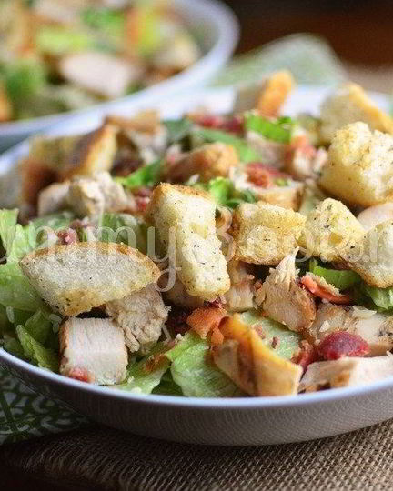 Рецепт цезаря с курицей и сухариками