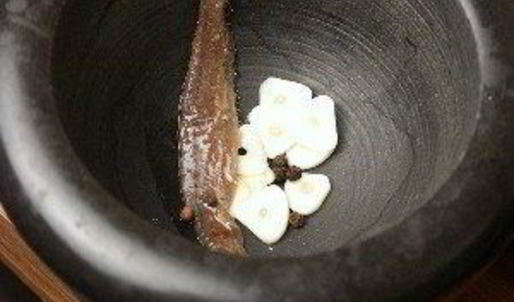 цезарь с курицей и сухариками