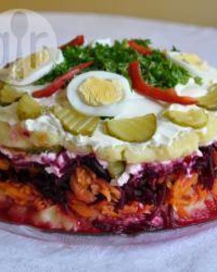 Рецепт слоеного салата со свеклой