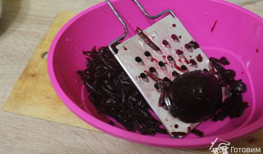 свекольный салат с яблоком и хреном