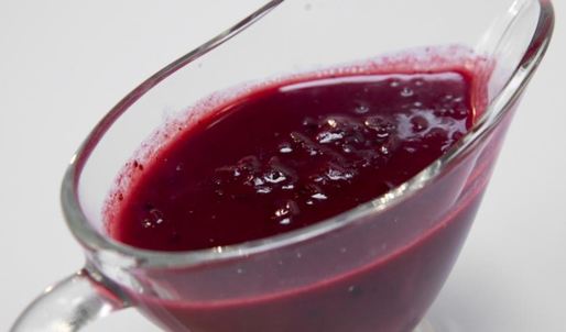 брусничный соус с можжевельником