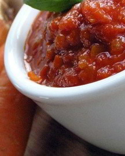 Рецепт томатного соуса с чесноком