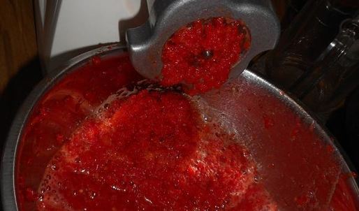 заправка красная из перца и томатов