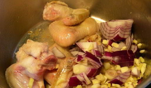 ароматный куриный суп по-камбоджийски