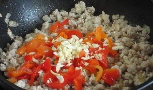 ароматный суп с фаршем и булгуром