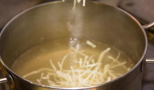 борщ с черносливом