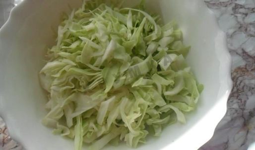 борщ с килькой в томате и фасолью