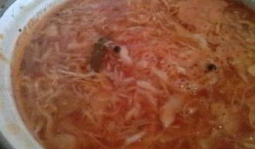 борщ с кислой капустой на перепелах