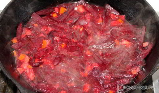 борщ с тушенкой