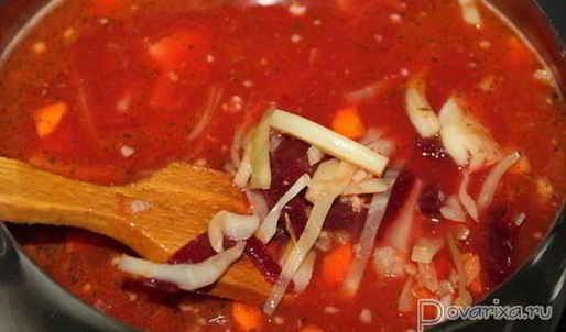 борщ с тушенкой