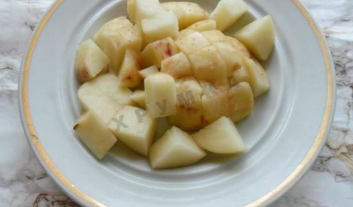 борщ со свекольной ботвой