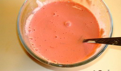 пдбиваний борщ с чесночными крутонами