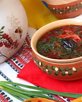 Постный борщ с черносливом