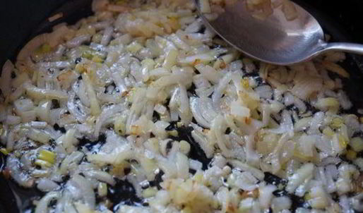 зеленый борщ с крапивой