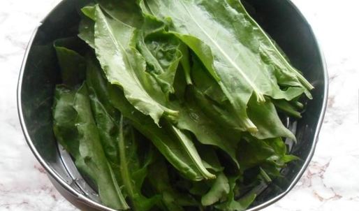 зеленый борщ с щавелем в мультиварке