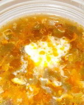 Зеленый борщ со щавелем в мультиварке