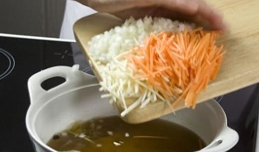 бульон из баранины со шпинатом