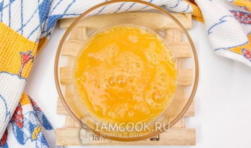 бульон с лапшой из яичных блинчиков