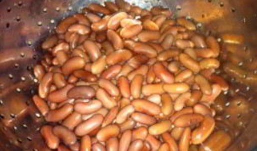 фасолевый суп на мясном бульоне