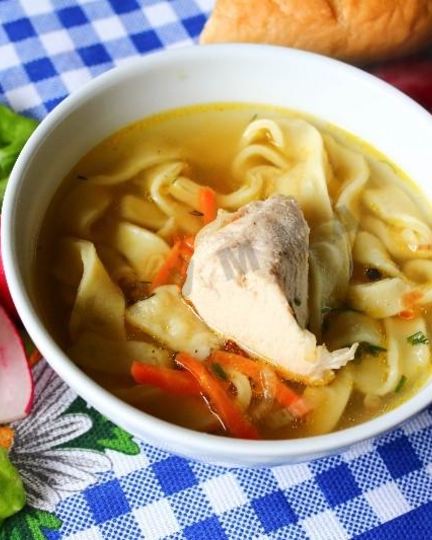 Рецепт куриного бульона с лапшой