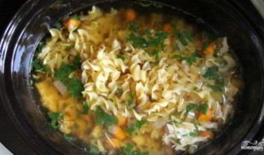 куриный бульон с вермишелью