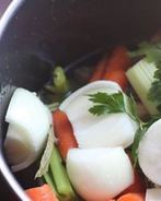 Прозрачный куриный бульон