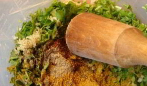 сацебели на курином бульоне