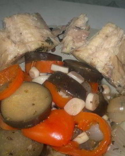 Рецепт сома в мятном бульоне и фасоль с овощами