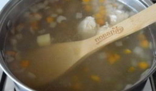 суп из цветной капусты на мясном бульоне