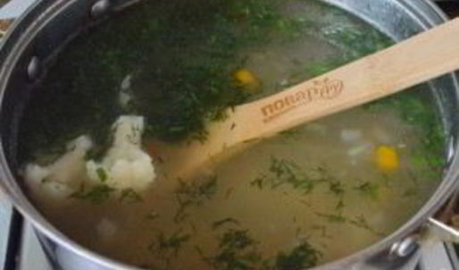 суп из цветной капусты на мясном бульоне