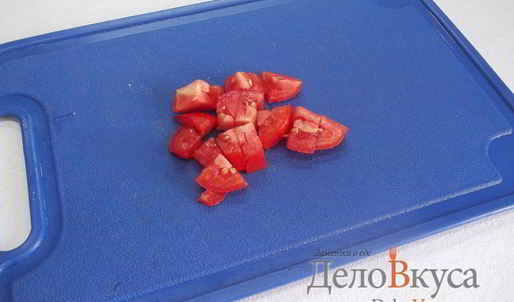 суп с фрикадельками и яйцом на мясном бульоне