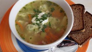 Суп с галушками