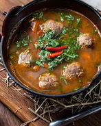 Фасолевый суп с фрикадельками