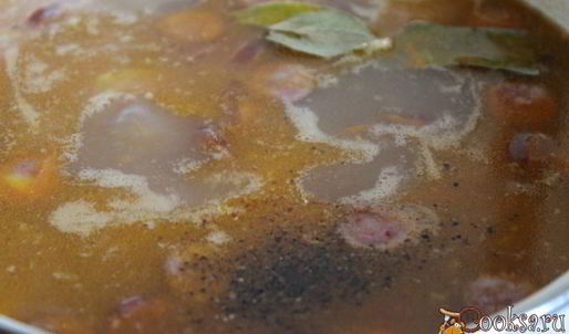 фасолевый суп с охотничьими колбасками