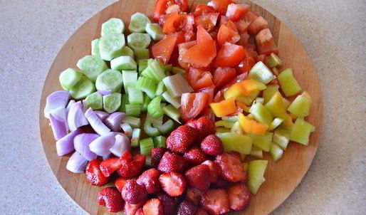 гаспачо с клубникой